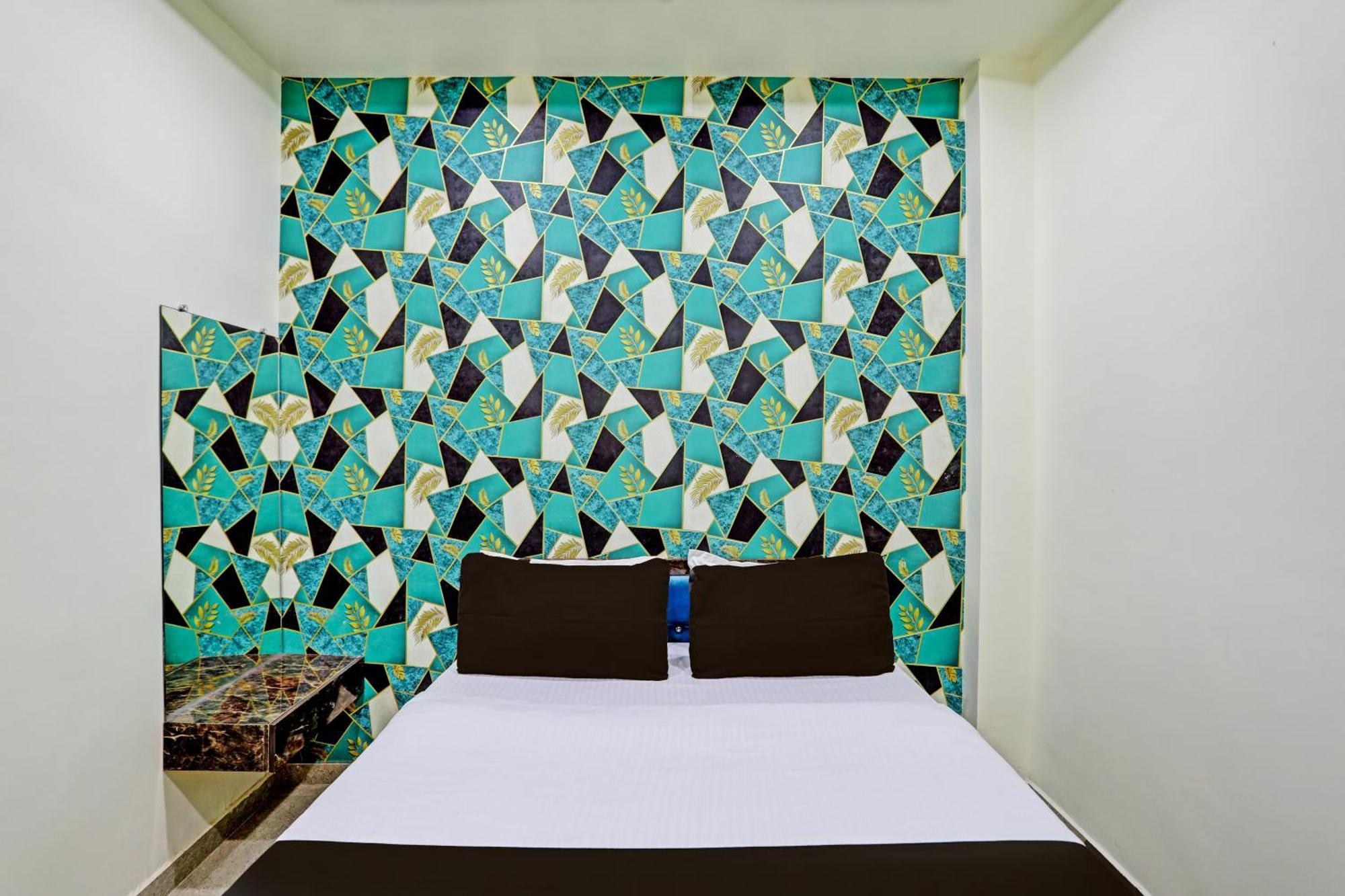 נאגפור Hotel O P S מראה חיצוני תמונה