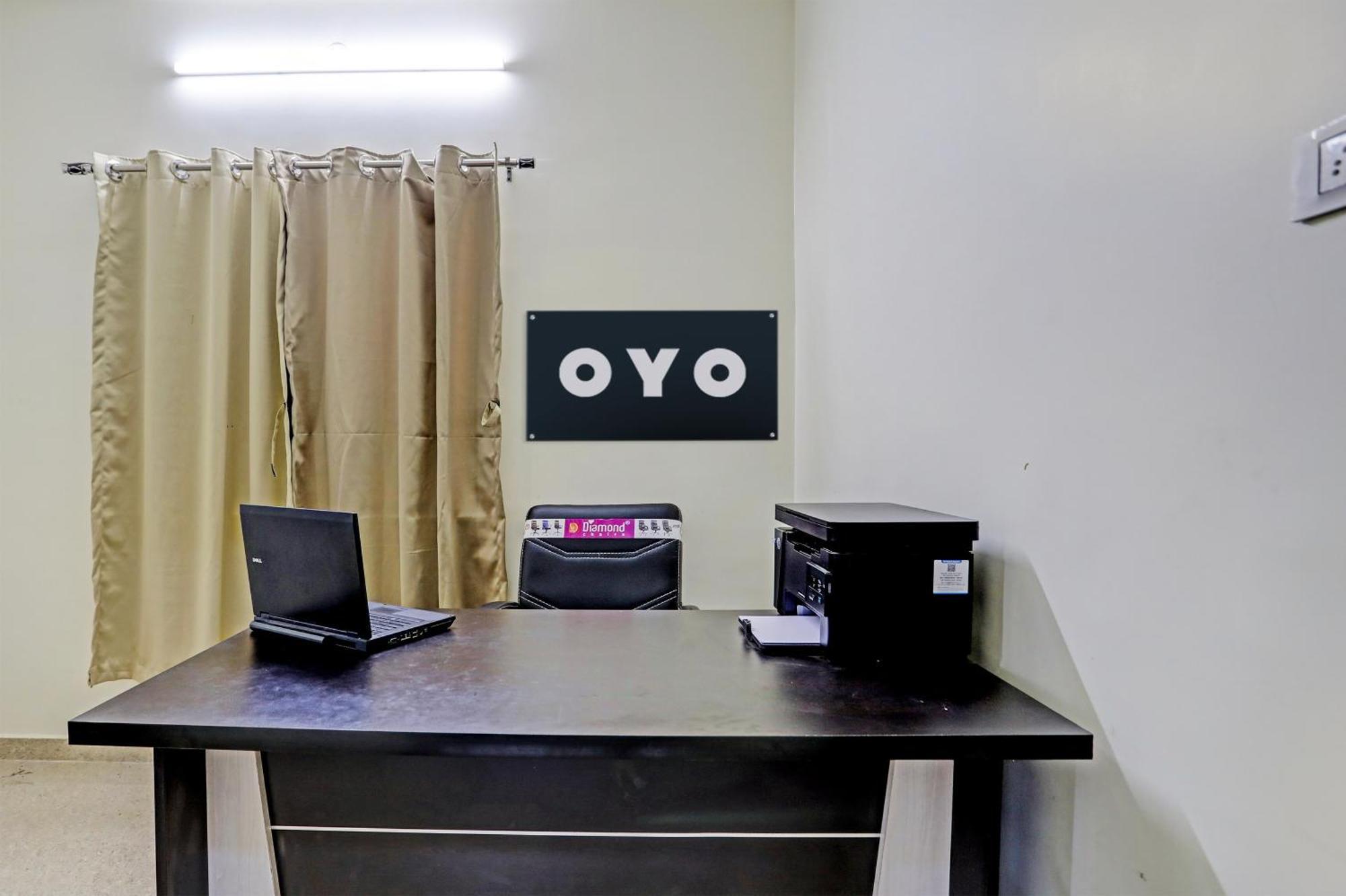 נאגפור Hotel O P S מראה חיצוני תמונה