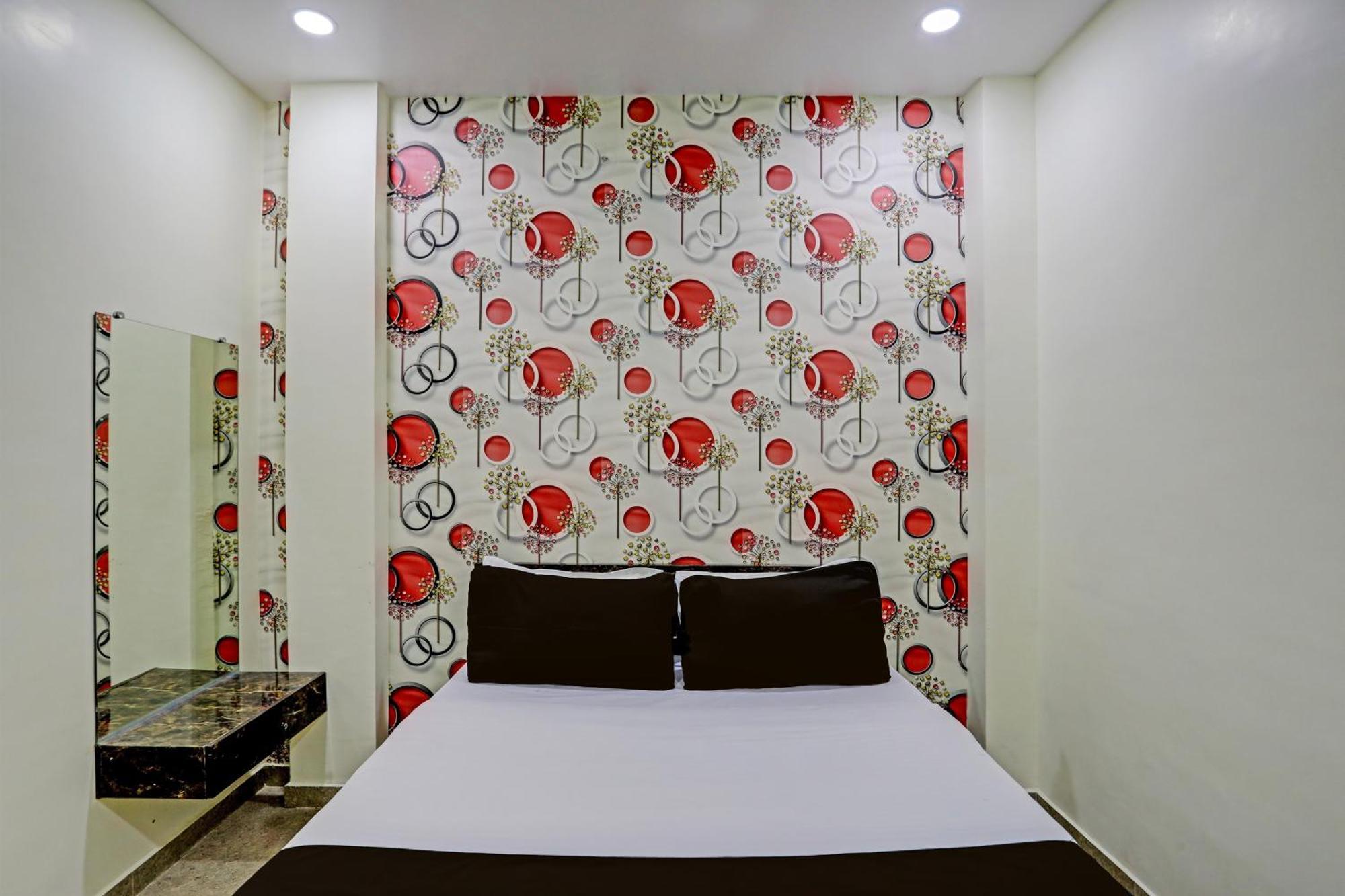 נאגפור Hotel O P S מראה חיצוני תמונה