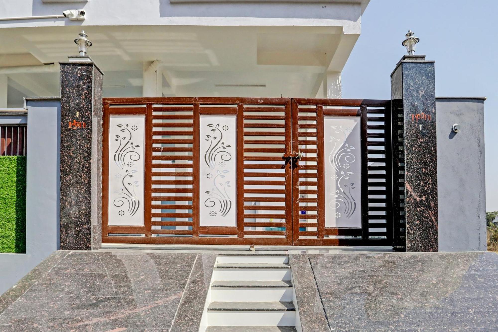 נאגפור Hotel O P S מראה חיצוני תמונה