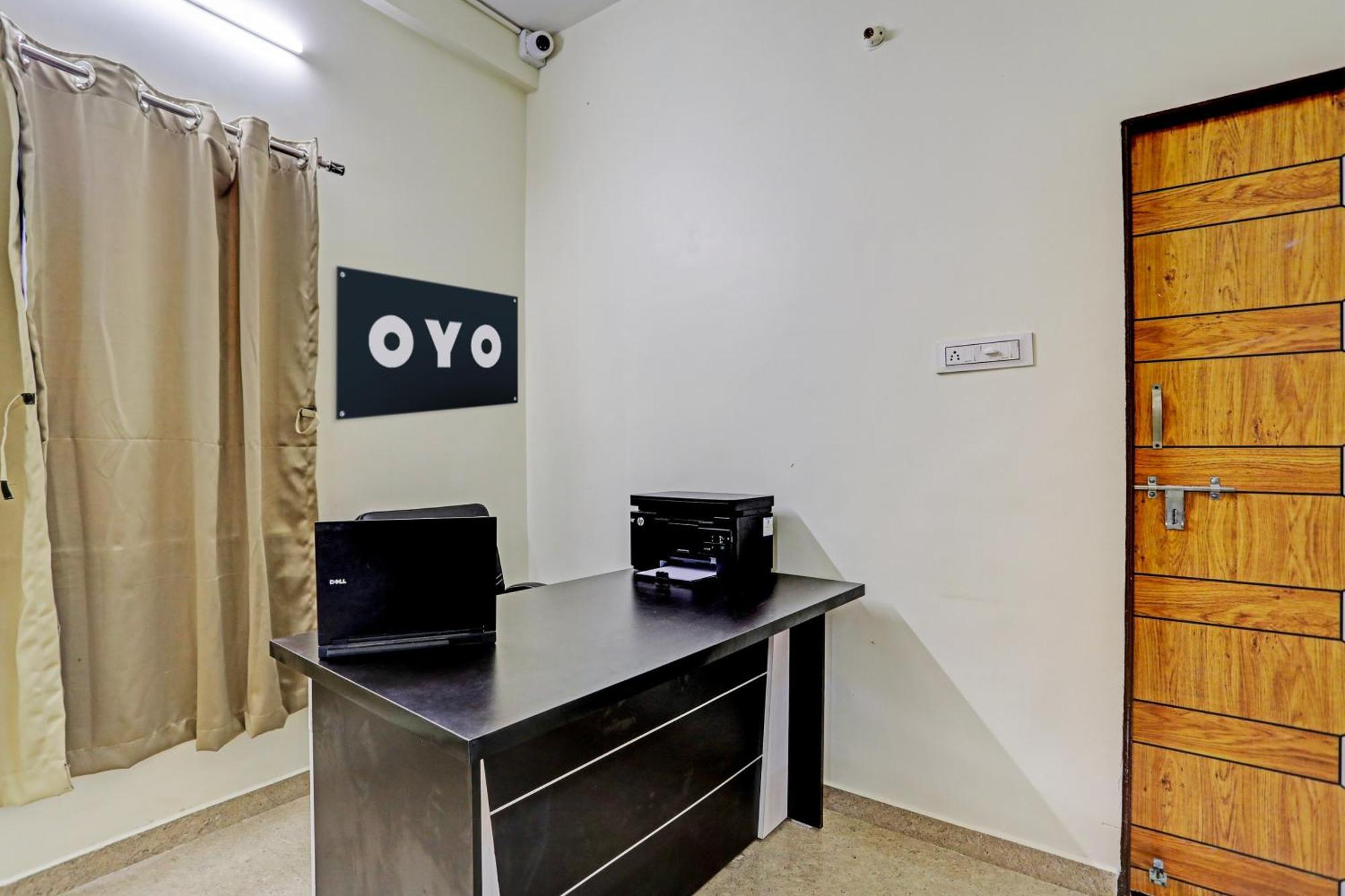 נאגפור Hotel O P S מראה חיצוני תמונה